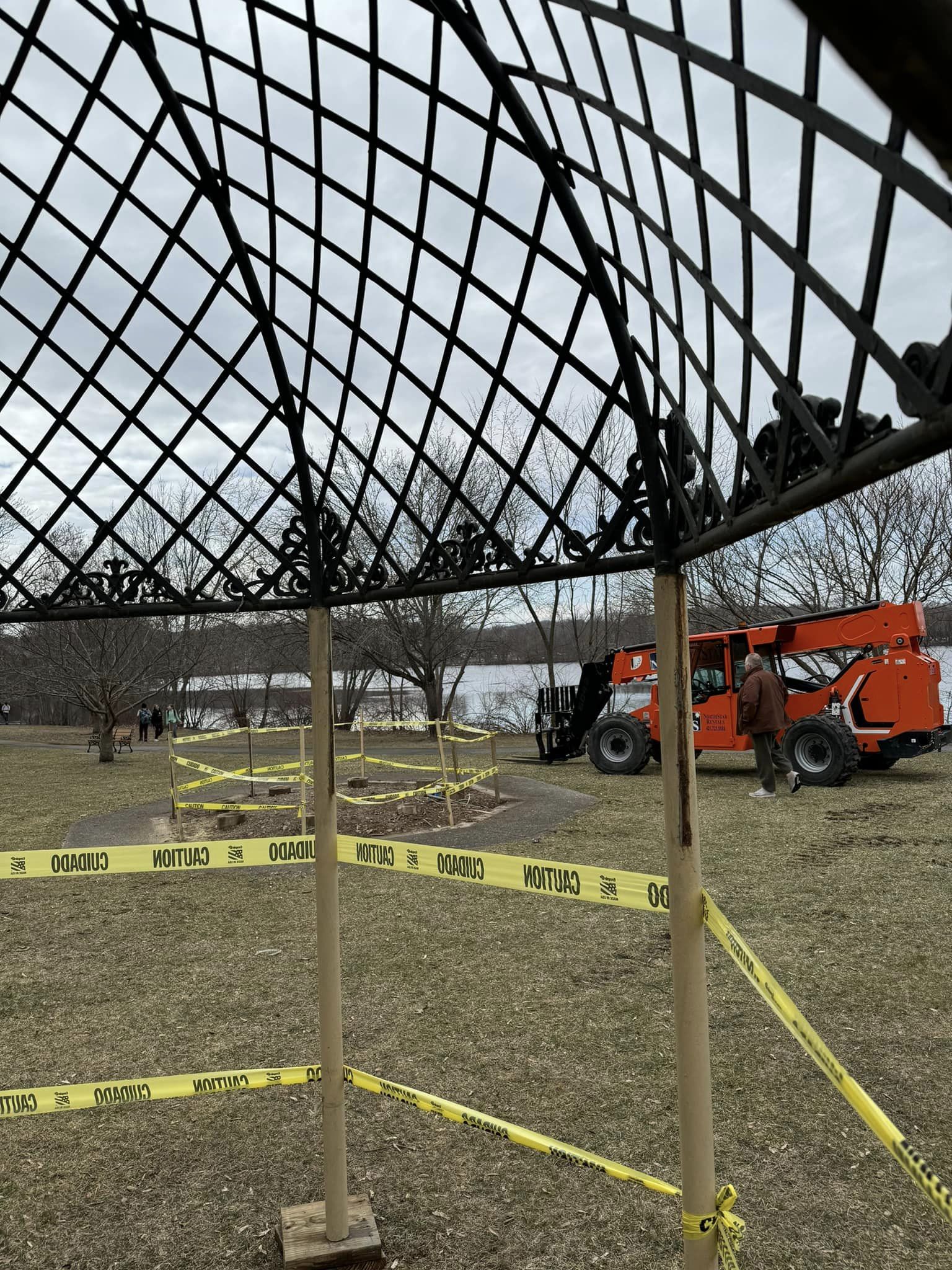 gazebo construction close